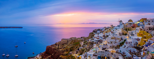 Image showing Famous greek tourist destination Oia, Greece