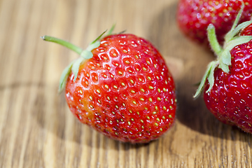 Image showing red berries of strawberry