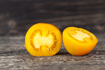 Image showing yellow tomato