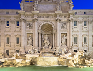 Image showing Trevi fountain at night