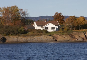 Image showing White cottage