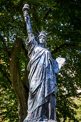 Image showing The statue of liberty in Luxembourg Gardens, Paris