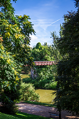 Image showing Pond in Buttes-Chaumont Park, Paris