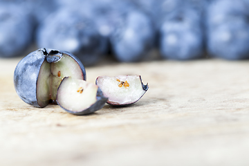 Image showing ripe blueberry