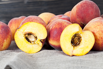 Image showing bunch of peaches