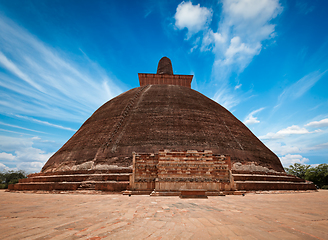 Image showing Jetavaranama dagoba (stupa). Anuradhapura, Sri Lanka