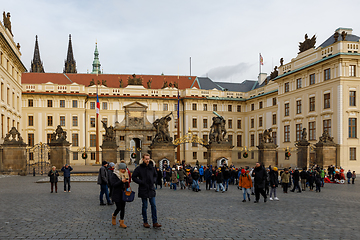 Image showing Tourists queue in front of the Prague Castle