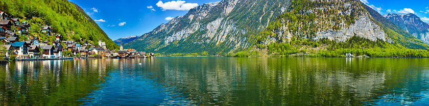 Image showing Panorama of Hallstatt village and Hallstatter See, Austria