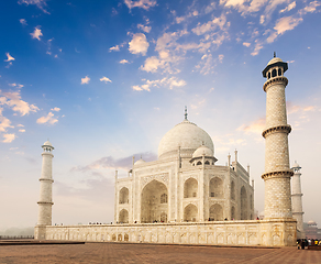 Image showing Taj Mahal on sunrise sunset, Agra, India