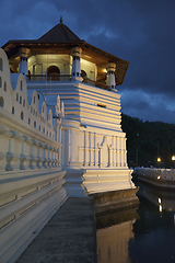 Image showing Temple of the Tooth. Evening. Sri Lanka