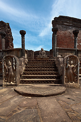 Image showing Ancient Vatadage (Buddhist stupa)