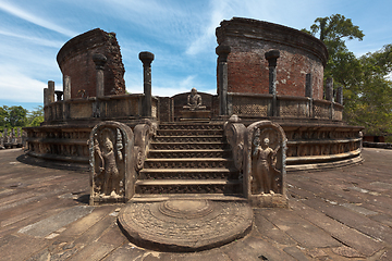 Image showing Ancient Vatadage (Buddhist stupa)