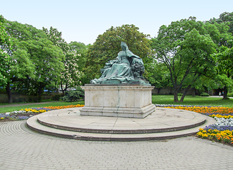 Image showing sculpture in Budapest