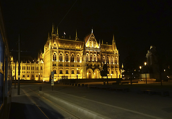 Image showing night scenery in Budapest