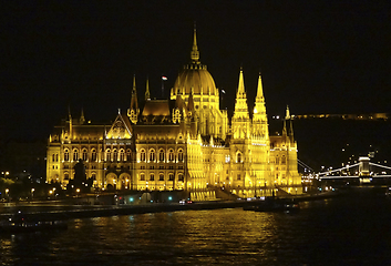 Image showing night scenery in Budapest