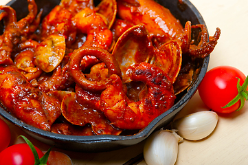 Image showing fresh seafoos stew on an iron skillet