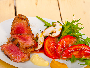 Image showing beef filet mignon grilled with vegetables