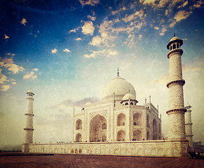 Image showing Taj Mahal on sunrise sunset, Agra, India