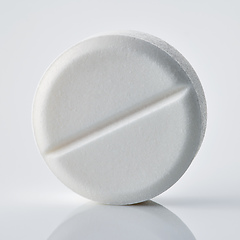 Image showing white pill macro