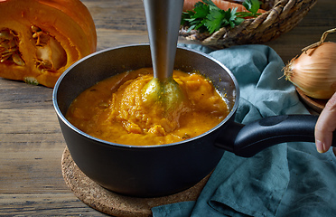 Image showing process of mixing stewed vegetables