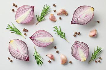 Image showing red onions and spices