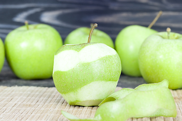 Image showing peeled green ripe apple