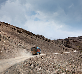 Image showing Manali-Leh Road in Indian Himalayas with lorry