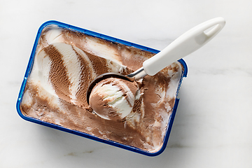 Image showing vanilla and chocolate ice cream ball, top view