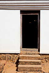 Image showing Door of traditional indian house