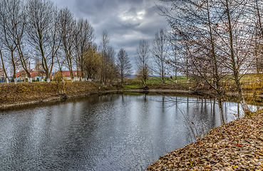Image showing Pond in Autumn