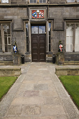 Image showing Lion and unicorn guarding University entrance, Aberdeen, UK