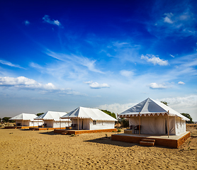 Image showing Tent camp in desert. Jaisalmer, Rajasthan, India.