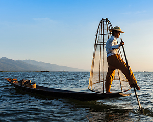 Image showing Traditional Burmese fisherman at Inle lake