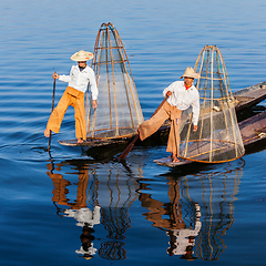 Image showing Traditional Burmese fisherman at Inle lake Myanmar