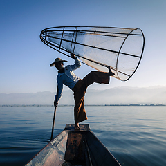 Image showing Traditional Burmese fisherman at Inle lake Myanmar