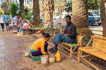 Image showing shoe cleaner on the street of Bahir Dar, Ethiopia