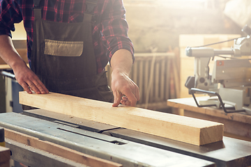 Image showing Carpenter planed wooden block