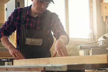 Image showing Carpenter planed wooden block