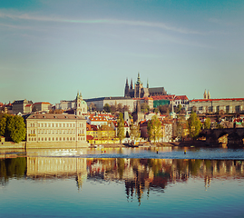 Image showing View of Mala Strana and Prague castle over Vltava