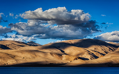 Image showing Himalayas and Lake Tso Moriri on sunset, Ladakh