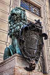 Image showing Bavarian lion statue at Munich Residenz palace