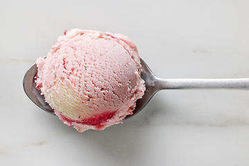 Image showing strawberry and vanilla ice cream ball