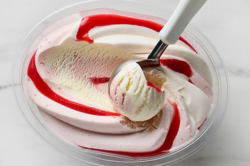 Image showing strawberry and vanilla ice cream