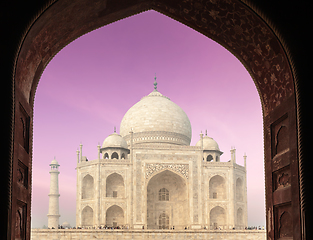 Image showing Taj Mahal through arch, Agra, India