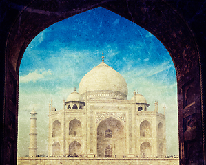 Image showing Taj Mahal through arch, Agra, India