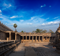 Image showing Airavatesvara Temple, Darasuram