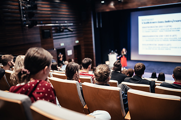 Image showing Woman giving presentation on business conference event.