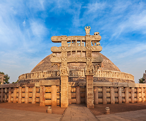 Image showing Great Stupa. Sanchi, Madhya Pradesh, India