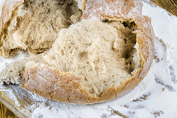 Image showing structure loaf of bread