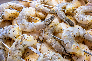 Image showing raw scallops and shrimp prepared for party